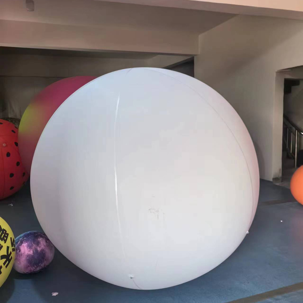 Kleurrijke gigantische opblaas - Led Balloon Light recensie en prijs